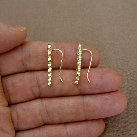 NEW Gold Crawler Earrings, Ear Climber, Minimalist Cuff Earrings, Gift For Women - Picture 11 of 12